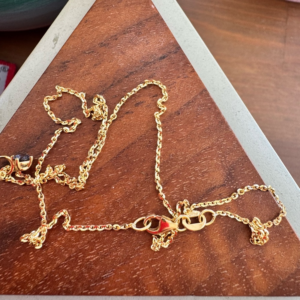 18k Gold Diamond Cut Cable Chain Necklace - 16” - Picture 2 of 6